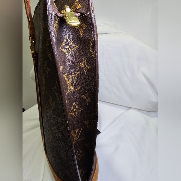 Louis Vuitton Babylone Monogram Tote - Picture 7 of 16